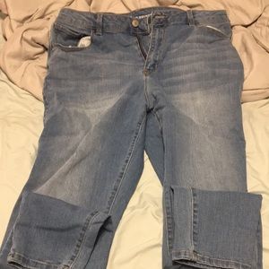 No boundaries Size XL straight leg jeans!
